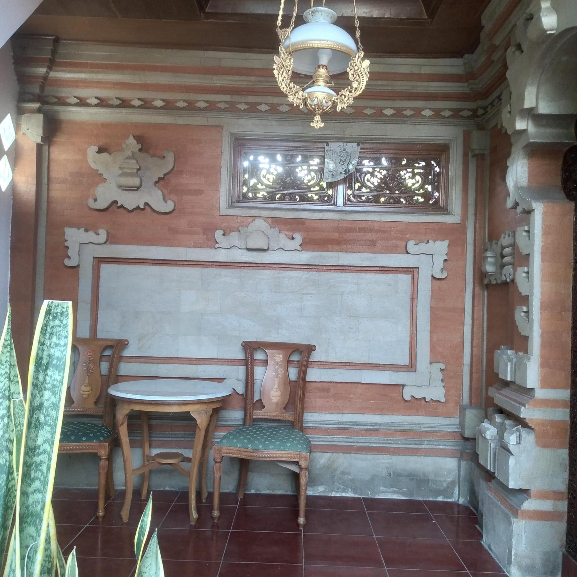 Inn Between Ubud Buitenkant foto