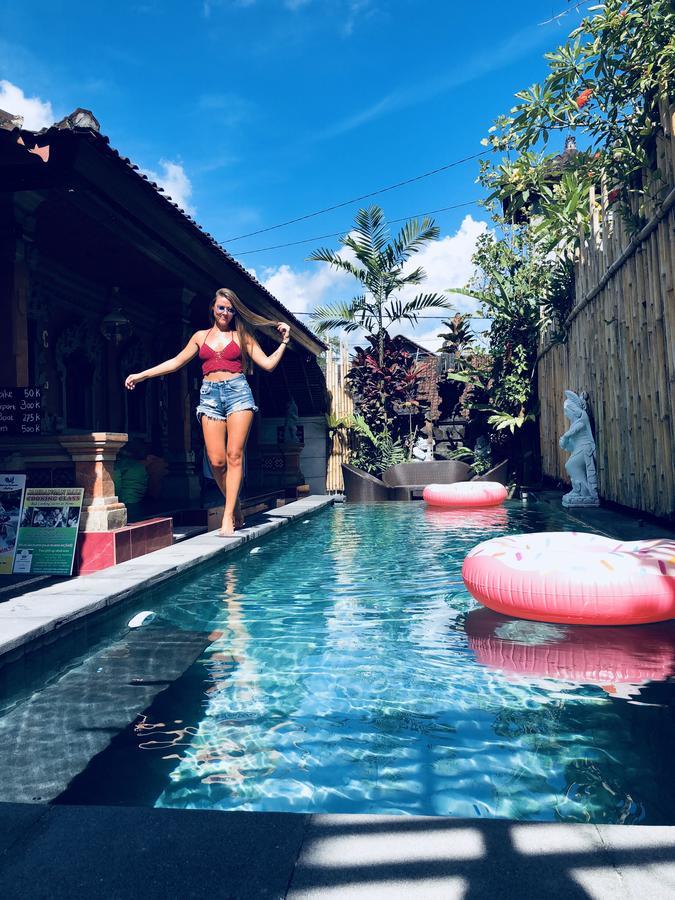 Inn Between Ubud Buitenkant foto
